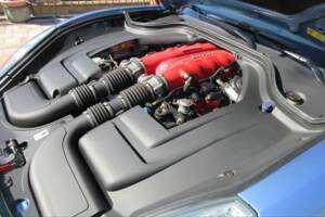 Image 11/35 de Ferrari California (2010)