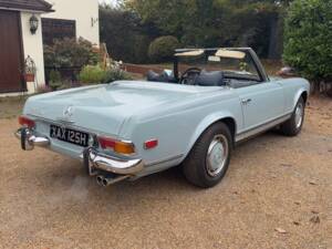 Image 2/5 de Mercedes-Benz 280 SL (1970)