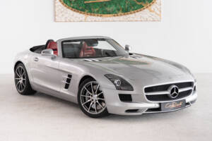 Image 15/48 of Mercedes-Benz SLS AMG Roadster (2012)