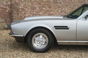 Bild 19/50 von Aston Martin V8 (1974)