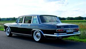 Image 2/78 of Mercedes-Benz 600 (1965)