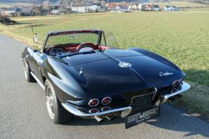 Immagine 29/35 di Chevrolet Corvette Sting Ray Convertible (1965)