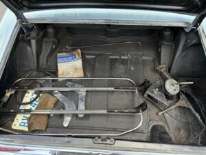 Image 32/43 de Mercedes-Benz 280 SL (1969)