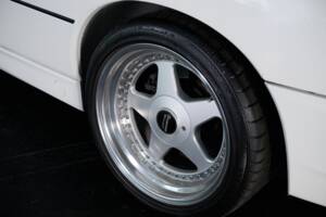 Immagine 17/50 di BMW 850i (1990)