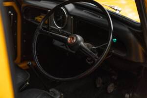 Image 42/50 of Morris Minor Van (1971)