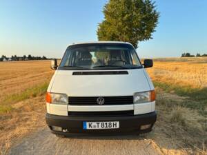 Image 2/16 of Volkswagen T4 Kombi 2.4 D (1991)