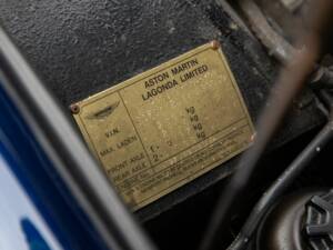 Immagine 25/50 di Aston Martin V8 Volante (1999)