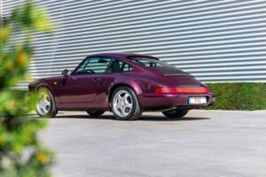 Image 22/46 of Porsche 911 Carrera 4 (1992)