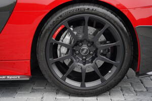Bild 30/50 von Audi R8 V10 plus (2018)