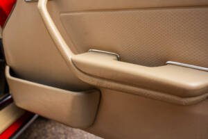 Image 43/59 of Mercedes-Benz 300 SL (1989)