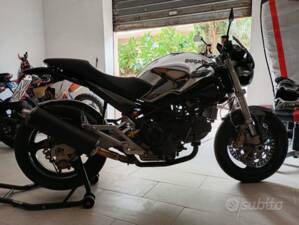 Imagen 2/6 de Ducati DUMMY (2000)