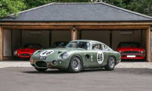 Image 8/17 of Aston Martin DP 214 (1961)