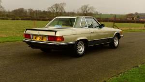 Image 14/50 of Mercedes-Benz 500 SL (1983)