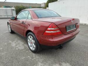 Image 7/8 of Mercedes-Benz SLK 230 Kompressor (1999)