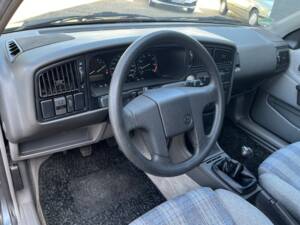 Image 21/33 of Volkswagen Passat 1.8 (1989)