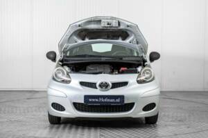 Image 35/48 of Toyota Aygo (2010)