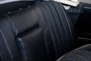 Image 32/49 of Mercedes-Benz 220 SE b (1962)