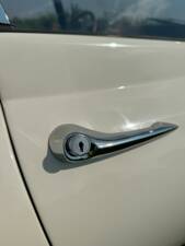 Image 13/42 of Jaguar E-Type 3.8 Flat Floor (1961)