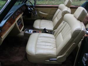 Bild 12/21 von Bentley Corniche I (1975)