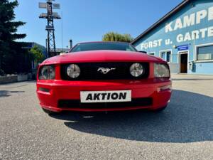 Afbeelding 1/20 van Ford Mustang GT (2006)