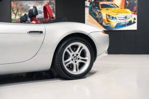 Image 16/41 of BMW Z8 (2002)