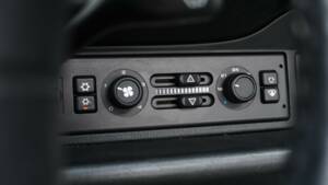 Immagine 13/41 di Porsche 911 Carrera 4 (1995)