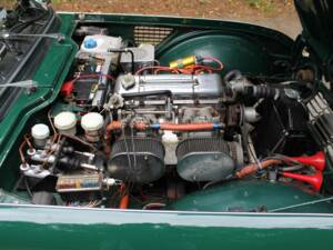 Image 15/18 of Triumph TR 4 (1962)