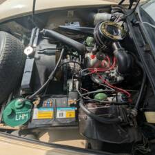 Image 24/31 of Citroën D Spécial (1974)