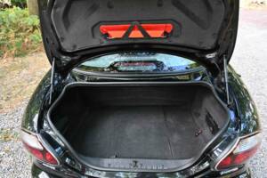 Image 31/50 of Jaguar XKR (2006)