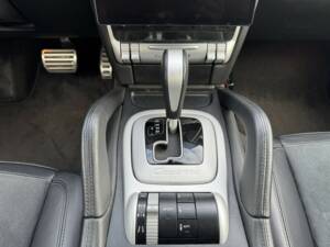 Bild 17/53 von Porsche Cayenne GTS (2008)