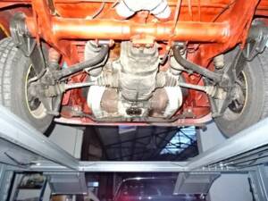 Imagen 21/31 de Volkswagen T2b Pickup Double Cabin (1978)