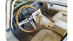 Bild 10/102 von Jaguar E-Type 4.2 (1966)