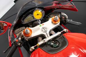 Bild 46/50 von MV Agusta F4 750 S (2000)