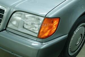 Bild 16/50 von Mercedes-Benz 300 SE (1992)