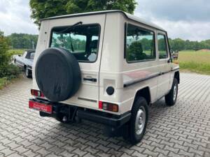 Afbeelding 6/19 van Mercedes-Benz 230 G (SWB) (1988)