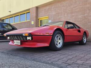 Image 18/95 of Ferrari 308 GTBi Quattrovalvole (1984)