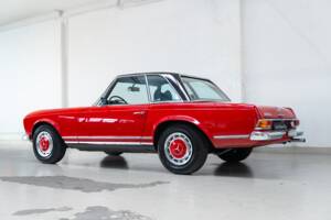 Image 5/35 of Mercedes-Benz 280 SL (1970)