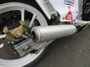Image 36/43 de Suzuki RG 500 (1987)