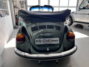 Immagine 2/41 di Volkswagen Maggiolone 1303 LS (1976)