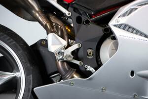 Image 37/50 de MV Agusta DUMMY (2004)