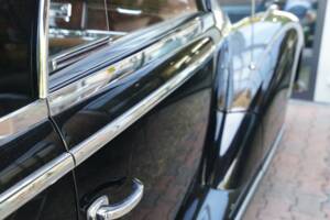 Image 34/50 of Mercedes-Benz 300 S (1953)