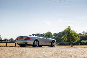 Image 21/50 de Mercedes-Benz SL 500 (2003)