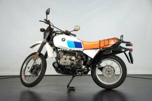 Bild 1/49 von BMW DUMMY (1983)