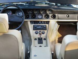 Image 15/50 de Jensen Interceptor MK III (1974)