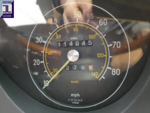 Bild 30/60 von Mercedes-Benz 380 SL (1982)