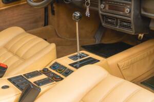 Bild 25/43 von Ferrari 328 GTS (1985)