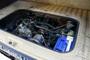 Image 3/19 de Volkswagen T3 Caravelle CL 1.6 (1984)