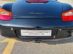 Image 16/18 of Porsche Boxster (2000)