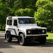Image 94/96 of Land Rover Defender 90 (1995)