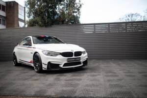 Image 30/67 of BMW M4 GTS "DTM Champion Edition" (2016)